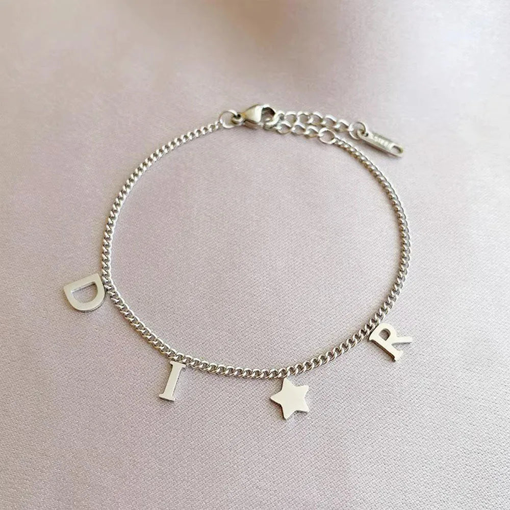 Bracelet Pendentif Étoile & Lettre — Acier Inoxydable