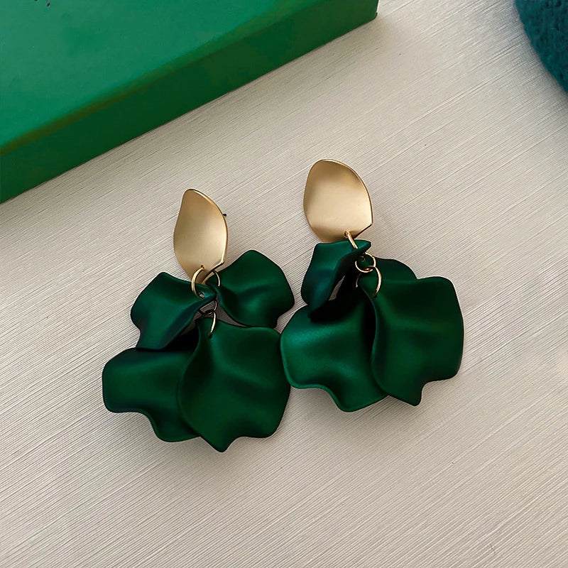 Boucles d'Oreilles Fleur Acrylique — Design Élégant & Coloré