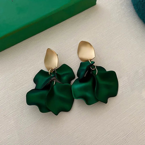 Boucles d'Oreilles Fleur Bohème Colorées — Pendentif Pétale