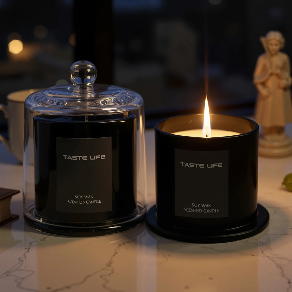 Bougie Parfumée Premium — Cloche en Verre & Huiles Essentielles, Sans Fumée