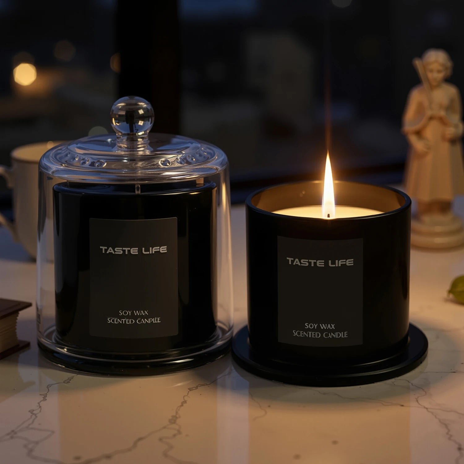 Bougie Parfumée Premium — Cloche en Verre & Huiles Essentielles, Sans Fumée