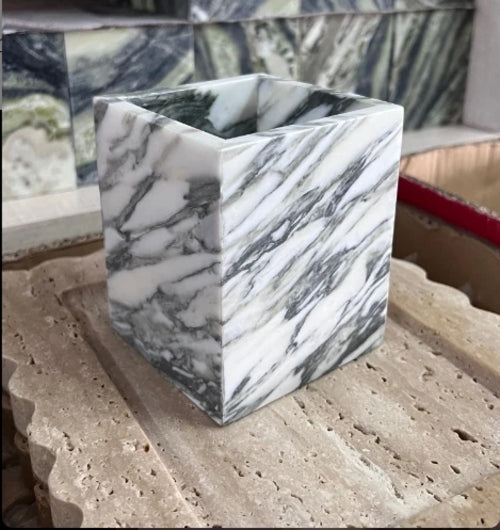 Pot en pierre naturelle Calacatta Viola, marbre violet Onyx